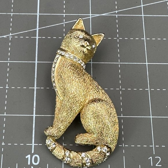 Vintage Christian Dior Gold Plated Siamese Cat Brooch with Clear Crystal Stones - Picture 1 of 5